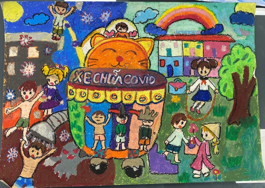 <p> "Đi chợ giúp dân" được thể hiện qua nét vẽ của Đỗ Minh Ngọc, 9 tuổi, Hà Nội. "Do dịch bệnh bùng phát phải phong toả nhiều khu vực nên các chú bộ đội đã đi chợ giúp dân, để người dân yên tâm ở nhà hạn chế sự lây lan của dịch bệnh. Con mong dịch bệnh sớm kết thúc để chúng con lại được đi học, được vui chơi, mọi người được vui vẻ như trước", Ngọc nói. Bạn có thể mua tranh tại đây <a href="https://vnexpress.net/di-cho-giup-dan-4365483.htm">https://vnexpress.net/di-cho-giup-dan-4365483.htm</a>l</p>