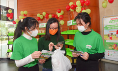 Người F nhận ‘mưa’ quà khi mua rau quả sạch trên Sendo Farm