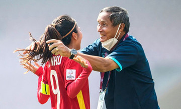 HLV Mai Đức Chung kể về 'giấc mơ World Cup' trên FPT Play