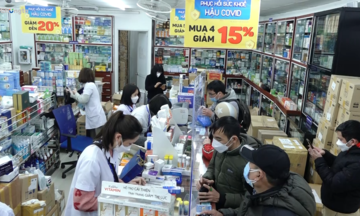Người bệnh an tâm khi mua thuốc điều trị Covid tại FPT Long Châu