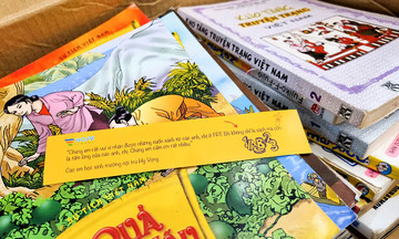 Người Viễn thông quyên tặng 2.400 đầu sách cho trường Hy Vọng