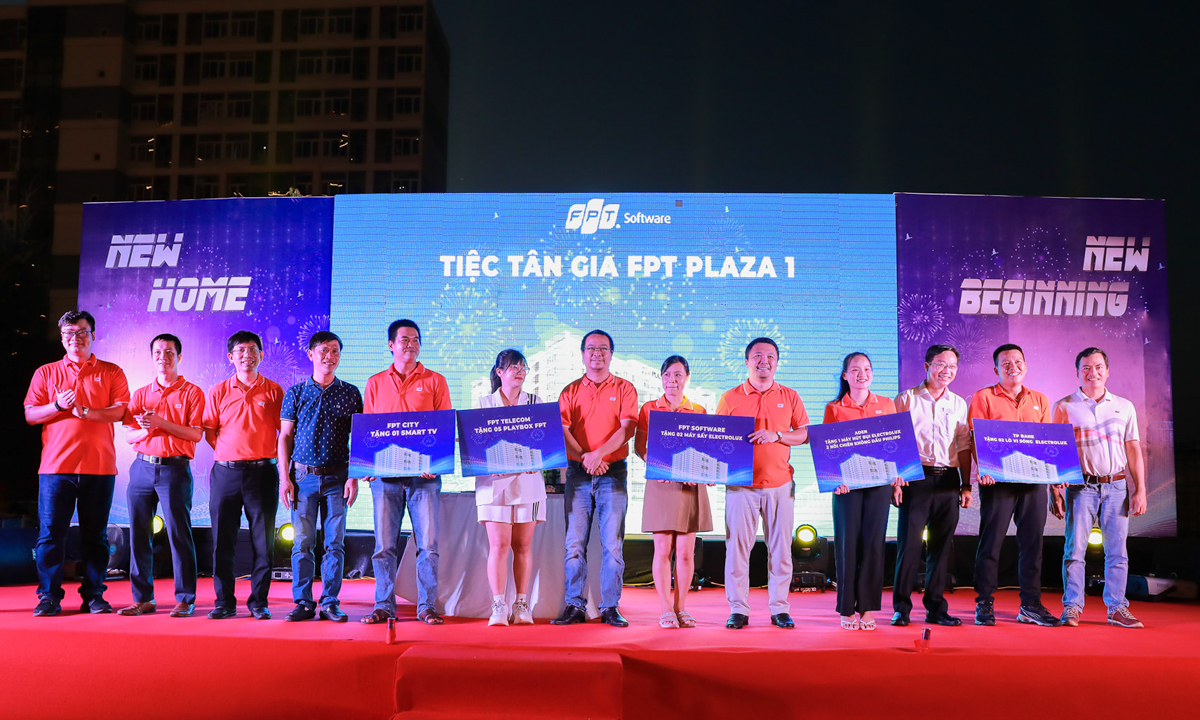FPT Software Đà Nẵng tổ chức tiệc tân gia tập thể cho 400 CBNV