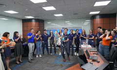 Up! 2022: Những câu chuyện camera không thể 'lia' tới