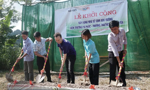 Quỹ nhà F xây dựng 20 nhà vệ sinh tại các trường học ở Sơn La