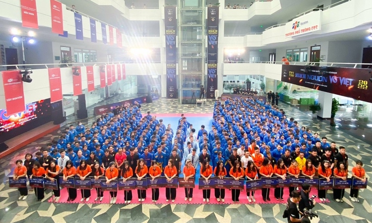 Hàng trăm học sinh, sinh viên nhà F tranh tài võ thuật tại Quy Nhơn