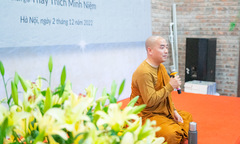 Thầy Thích Minh Niệm chia sẻ về hạnh phúc với CBQL Nhân sự FPT