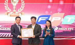 Toàn cầu hóa tăng trưởng mạnh, FPT nhận bằng khen của Bộ Thông tin Truyền thông