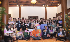 Gen Z FPT Software 'quẩy' hết mình tại tư gia anh Trương Gia Bình