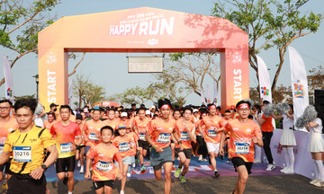 FPT Happy Run cán mốc 15.000 runner trên ứng dụng V-Race