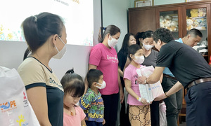 Quỹ nhà F trao tặng 200 triệu đồng cho bệnh nhi khó khăn