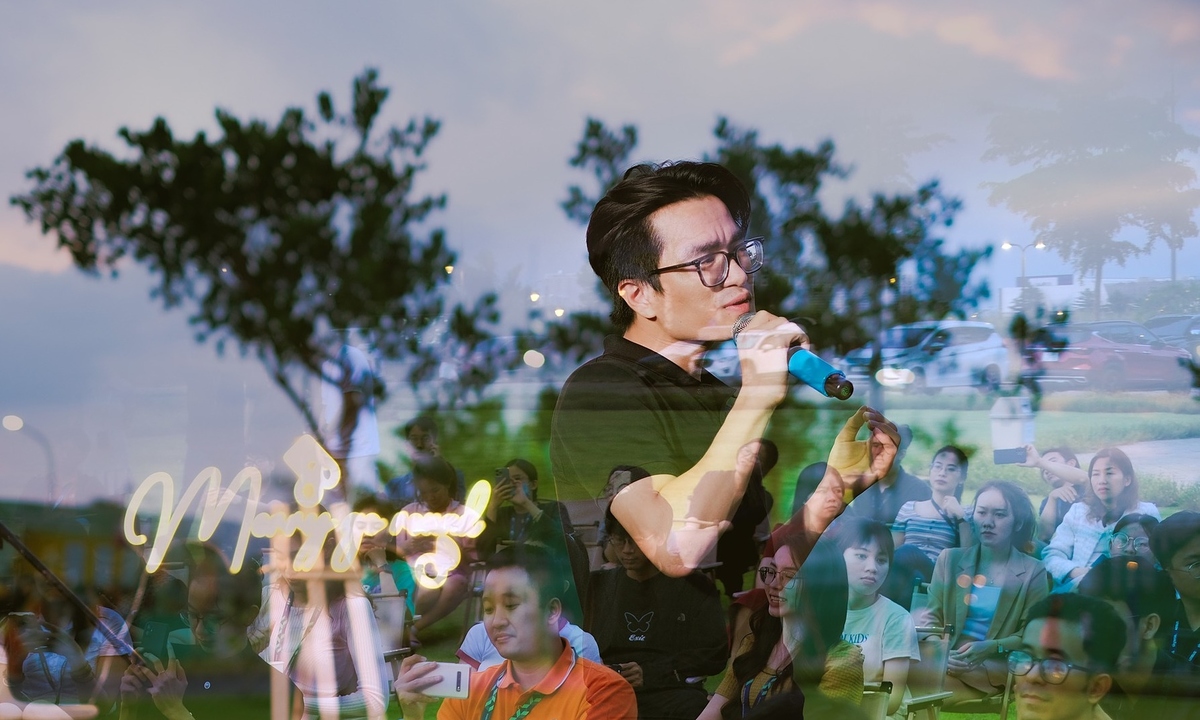 Wanderf Wander F: Thả hồn vào gió với show nhạc cuối giờ làm của người F