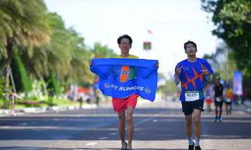Runner nhà F chinh phục cột mốc mới ở VnExpress Marathon Quy Nhơn