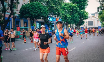 Runner Trần Sỹ Hùng vô địch Galaxy Run với hơn 307 km