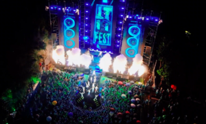 Hơn 2.500 bạn trẻ 'đắm chìm' trong đại tiệc công nghệ kết hợp âm nhạc IT Fest 2023