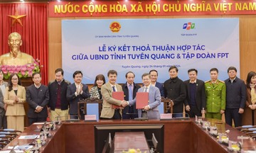 FPT ký thỏa thuận hợp tác chuyển đổi số với Tuyên Quang