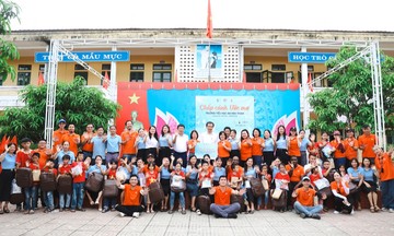 Người FPT trao 100 bộ máy tính đến học sinh miền núi Hà Tĩnh