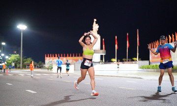 Runner Quách Thùy lần đầu vào top 5 chung cuộc VnExpress Marathon