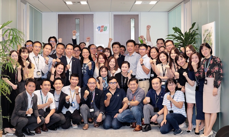 Nỗ lực của đơn vị nhà FPT trong triển khai hợp lực bán chéo