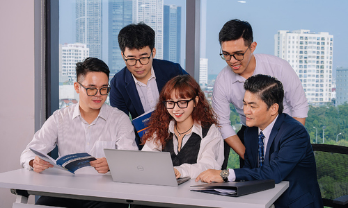 Người FPT nhận đặc quyền ưu đãi 20% học phí thạc sĩ tại FSB