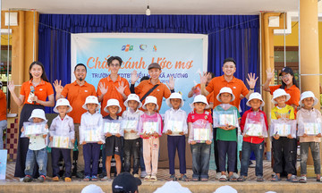 Người FPT nối dài yêu thương đến học sinh vùng núi Quảng Nam