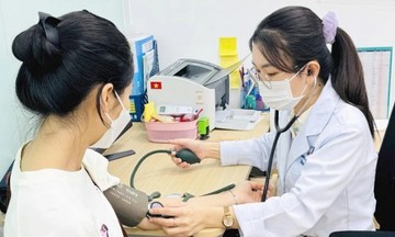 Bác sĩ FPT Long Châu kịp thời phối hợp cứu bệnh nhân bị đột quỵ