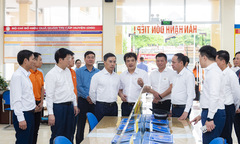 FPT đồng hành Quảng Ninh triển khai mô hình chính quyền hai cấp và Trung tâm phục vụ hành chính công một cấp