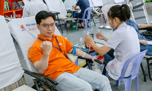 1001 biểu cảm của người FPT khi tham gia hiến máu vì cộng đồng