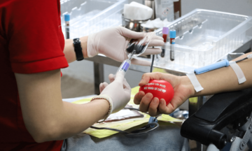 Nhà Phần mềm FPT lan tỏa yêu thương qua những giọt máu hồng