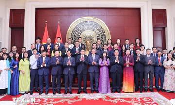 FPT đại diện doanh nghiệp Việt tiêu biểu gặp Chủ tịch nước Lương Cường tại Trung Quốc
