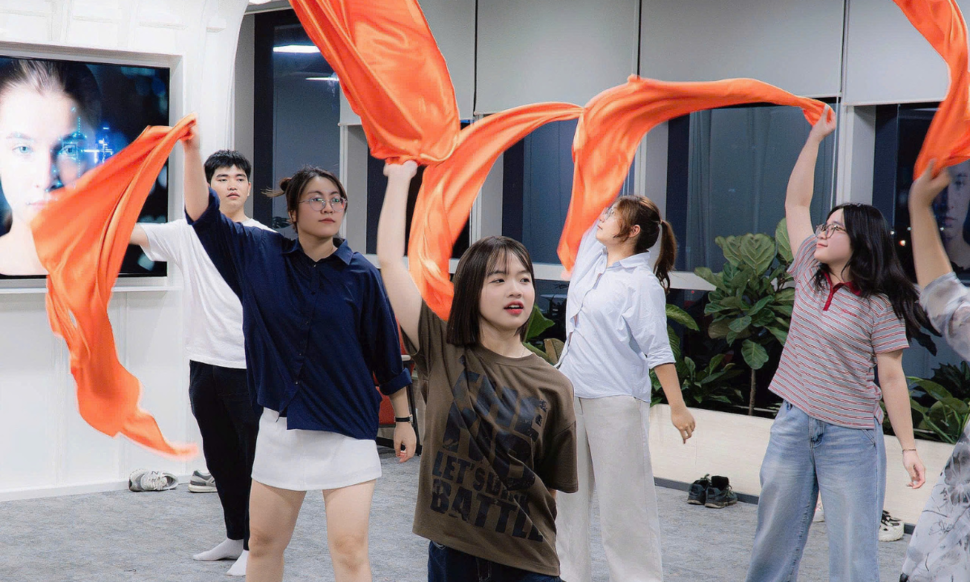 Hậu trường Hội diễn 13/9: Người FPT tất bật trước giờ G