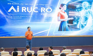 Chủ tịch FPT: 'Áp dụng công thức thành công 'Together, we are the best' để 'AI rực rỡ''