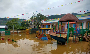 Người FPT dành 5 tỷ đồng tái thiết 16 điểm trường bị thiệt hại bão lũ