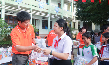 FPT sẵn sàng lên đường tái thiết 15 điểm trường, thắp lại hy vọng nơi vùng lũ