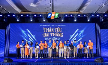 Hành trình vượt tổn thương của học sinh trường Hy Vọng lan tỏa Hội nghị Chiến lược FPT