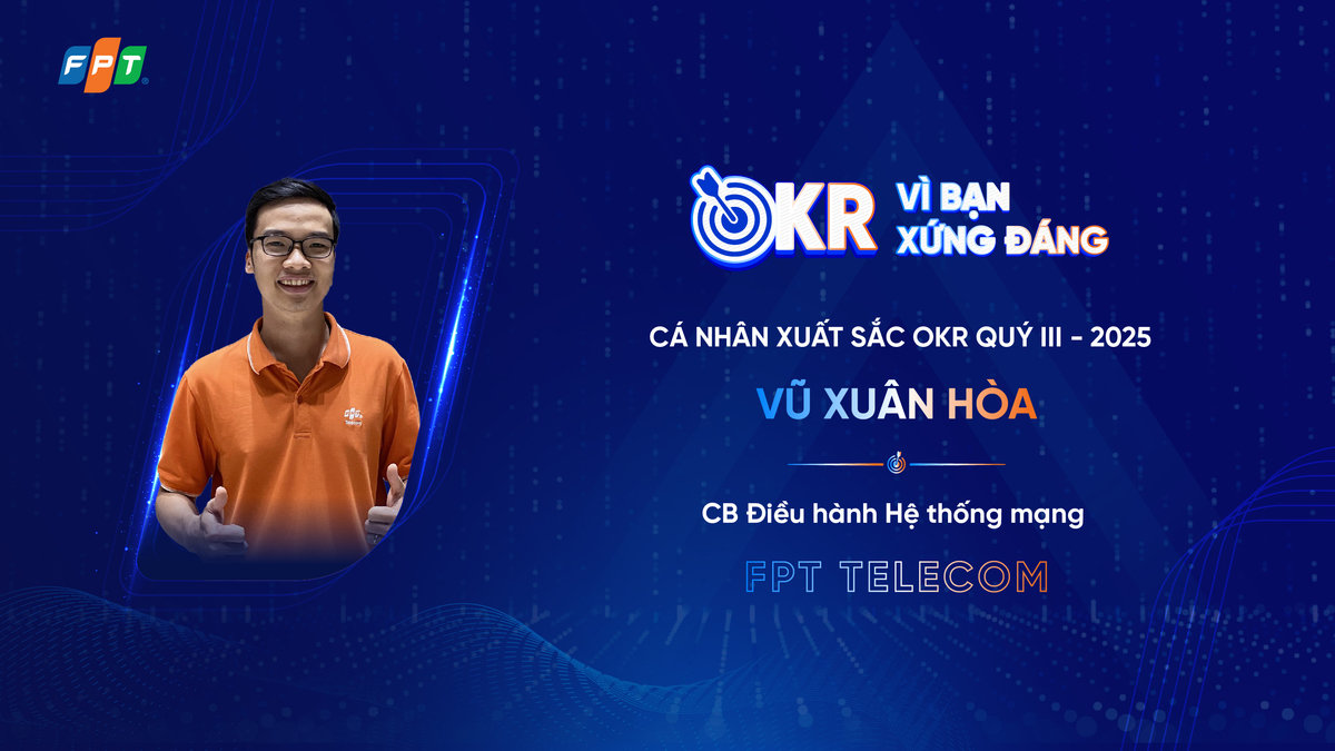 <p class="Normal"> Là người trực tiếp tham gia phát triển và kiểm thử hạ tầng mạng lõi của nhà Viễn thông, <strong>Vũ Xuân Hòa - cán bộ Điều hành Hệ thống mạng </strong>được giao nhiệm vụ đặc biệt: nghiên cứu và triển khai Wi-Fi Mesh đa vendor - công nghệ mà ngay cả các nhà mạng lớn trong nước cũng chưa làm được. Mục tiêu là cho phép các thiết bị Wi-Fi khác hãng &lpar;Hisense, CIG, Skyworth, ZTE…&rpar; có thể kết nối &lpar;mesh&rpar; với nhau mượt mà, giúp tiết kiệm chi phí, rút ngắn thời gian thi công và mang lại trải nghiệm đồng nhất cho khách hàng.</p> <p class="Normal"> Thách thức cực lớn nằm ở tính tương thích phần cứng và giới hạn chipset. Anh Hòa đã chủ động phối hợp với các nhà cung cấp quốc tế, thử nghiệm hàng chục mô hình khác nhau, đánh giá hiệu năng thực tế, xếp hạng và benchmark sản phẩm. Sau nhiều vòng test, nhóm đã xác định AX3000CV2 làm điểm trung tâm để “mesh” đại trà, và hiện hơn 50.000 thiết bị đã được triển khai thực tế trên toàn quốc.</p> <p class="Normal"> Song song, anh Hòa còn xây dựng hệ thống đo kiểm Wi-Fi 7 theo chuẩn TR398 Issue 4, giúp nhà Viễn thông trở thành đơn vị tiên phong tại Việt Nam có hệ thống test hoàn chỉnh cho công nghệ Wi-Fi thế hệ mới. Sản phẩm Wi-Fi 7 hiện đang được triển khai thử nghiệm trên 1.000 khách hàng đầu tiên.</p>