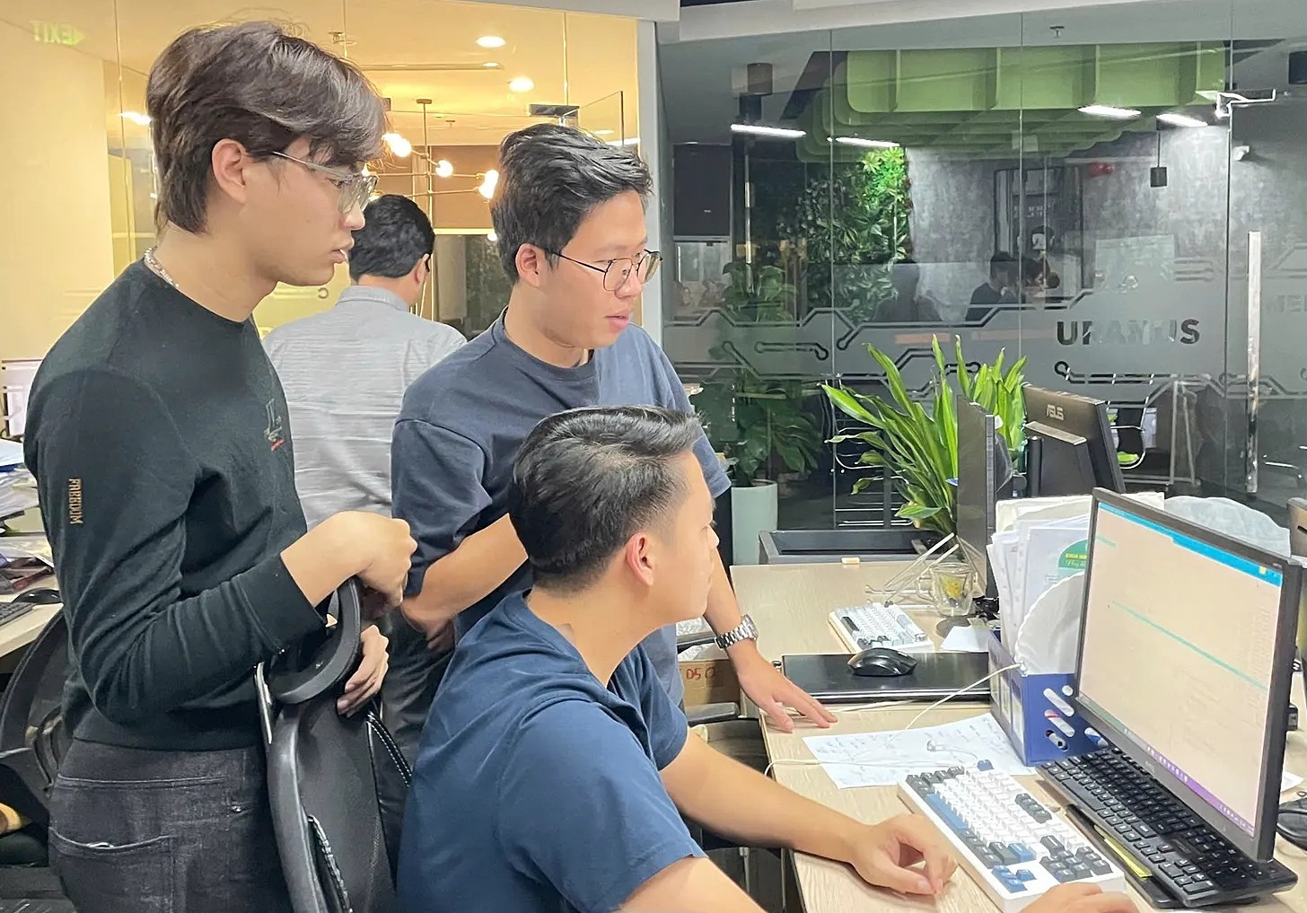 eyjgawxlu2l6zsi6njcxntg5lcjxawr0aci6mjaw