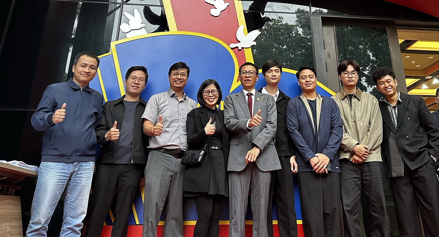 28c9a08a-e49e-4a36-8758-561c23016ef7img-