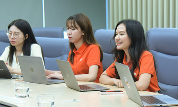 Không có giải Vàng, chung khảo số 8 iKhiến công bố giải Bạc và Đồng