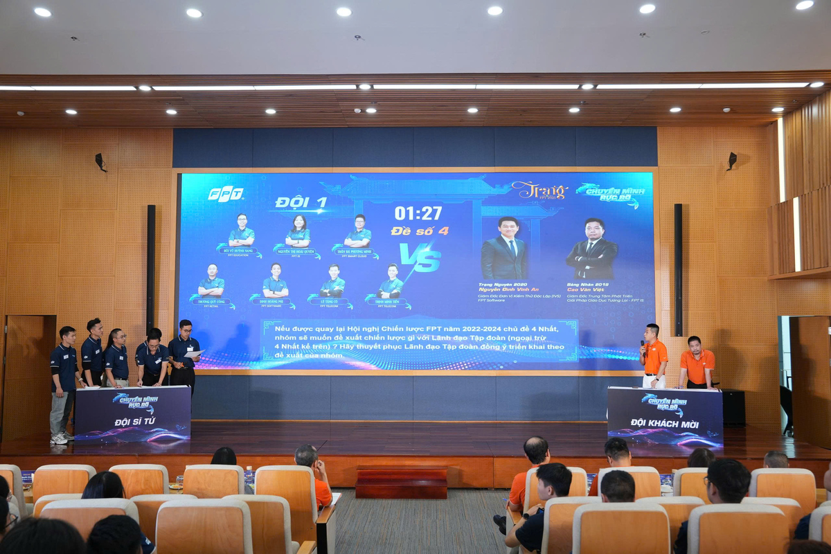 <p class="Normal" style="text-align:justify;"> Lượt thi thứ 4 đưa khán giả đến với đội số 1 gồm bảy sĩ tử: Bùi Vũ Huỳnh Sang, Nguyễn Thị Hoài Quyên, Trần Bá Phương Minh, Trương Quý Công, Đinh Hoàng Phi, Lê Tăng Có và Trịnh Minh Tiến. Nhận đề bài yêu cầu đề xuất một chiến lược mới ngoài “4 nhất” của Hội nghị Chiến lược 2022–2024, nhóm mang đến lựa chọn táo bạo: “Nhất Bay” – chiến lược phát triển kinh tế tầm thấp dựa trên công nghệ drone.</p> <p class="Normal" style="text-align:justify;"> Nhóm nhìn đây như “đỉnh cao chưa ai leo”, khi thị trường còn bỏ ngỏ. Với FPT, theo họ, không đi theo hướng tự sản xuất thiết bị, mà tập trung vào phần mềm điều hành drone, liên kết đối tác phần cứng và đồng hành cùng chính phủ trong thiết kế chính sách. Chiến lược được nhóm gọi tên GIGA, một cú nhảy lớn vào nền kinh tế hậu đại dịch.</p> <p class="Normal" style="text-align:justify;"> Đội khách mời, gồm anh Nguyễn Đình Vĩnh An và anh Cao Văn Việt, lập tức đặt vấn đề: “Làm phần mềm cho ai?”, “Vốn đầu tư từ đâu?” và “Vì sao không chọn ‘Nhất AI’?”. Nhóm lập luận: drone không chỉ phục vụ chính phủ mà còn các doanh nghiệp cung cấp giải pháp và cả người dân. Doanh thu đến từ việc xây dựng hệ điều hành, chuyển đổi lao động thủ công sang lao động số, mở ra mô hình kinh doanh nền tảng và cộng đồng. “Nhà nước sẽ không đứng ngoài khi doanh nghiệp cần tháo gỡ pháp lý”, nhóm nhấn mạnh, như một tuyên bố về niềm tin vào sự đồng hành công – tư.</p>