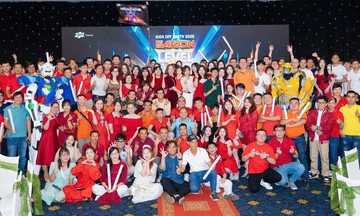 Trung tâm SG10 nhà Viễn thông tăng trưởng ‘thần tốc’, rực lửa khí thế ‘bứt tốc không điểm dừng’