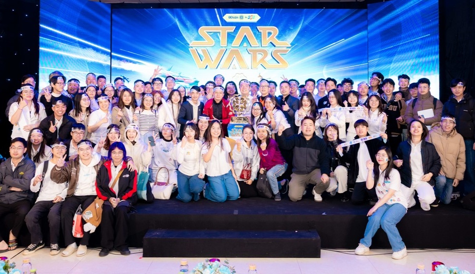 Nhìn lại Chung kết iKhiến 2025: Hành trình chạm đỉnh sáng tạo của người FPT