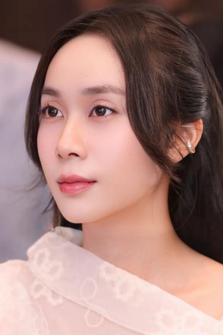 'Hot girl' nhà F mách cách cân bằng cuộc sống sau chạy deadlines