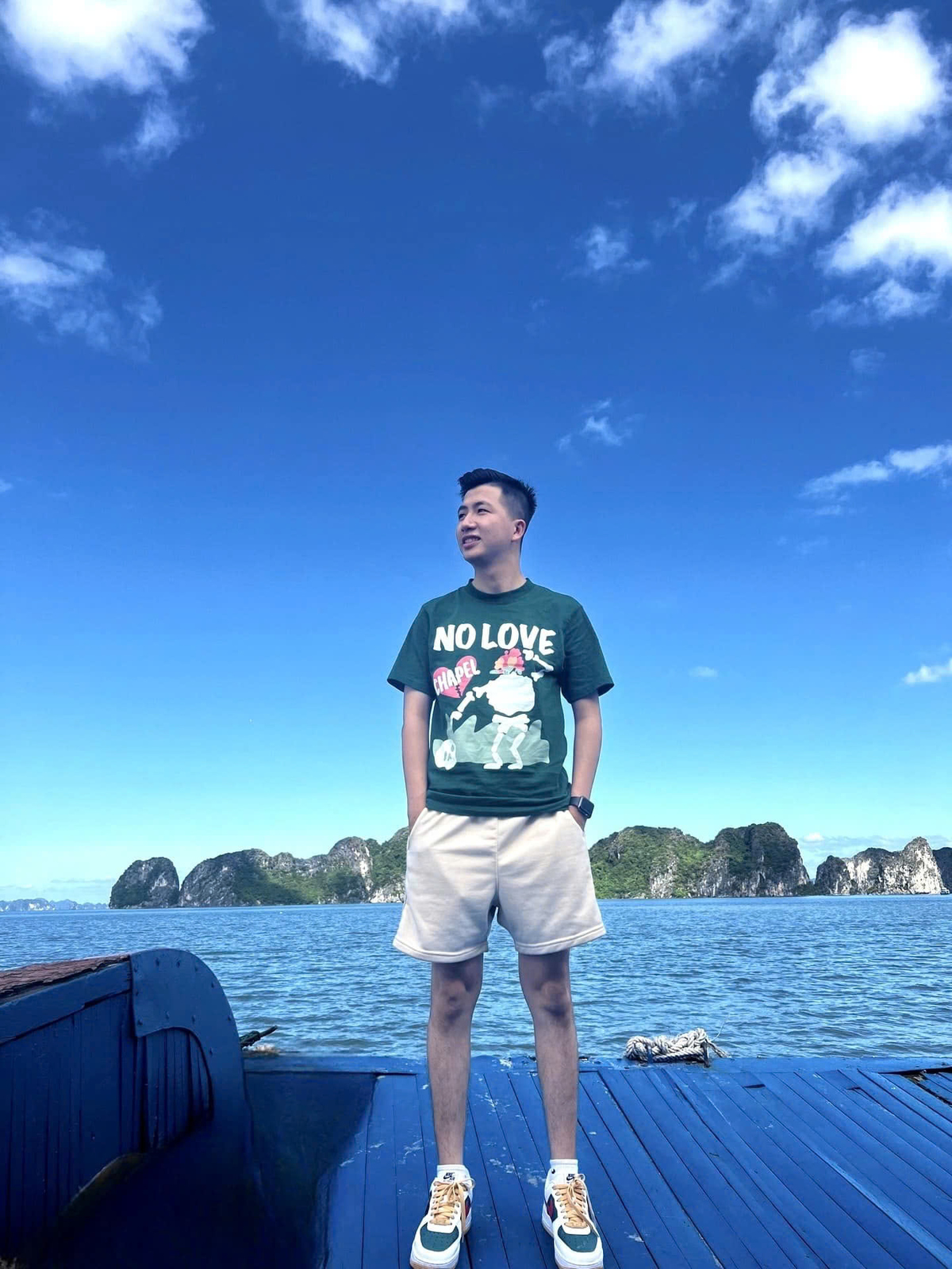 <p class="Normal" style="text-align:justify;"> <span>Những chuyến phượt ngắn ngày đến vùng núi hay bãi biển là cách anh chọn để “reset” bản thân, tìm lại sự cân bằng sau chuỗi ngày dài cống hiến tại cửa hàng.</span></p>