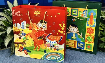 ‘Bà trùm’ quà Tết FPT: ‘Chúng tôi hồi hộp trước khi quà Tết đến tay đồng nghiệp’