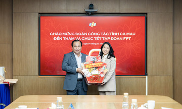 Phó Chủ tịch UBND tỉnh Cà Mau thăm, chúc Tết Tập đoàn FPT