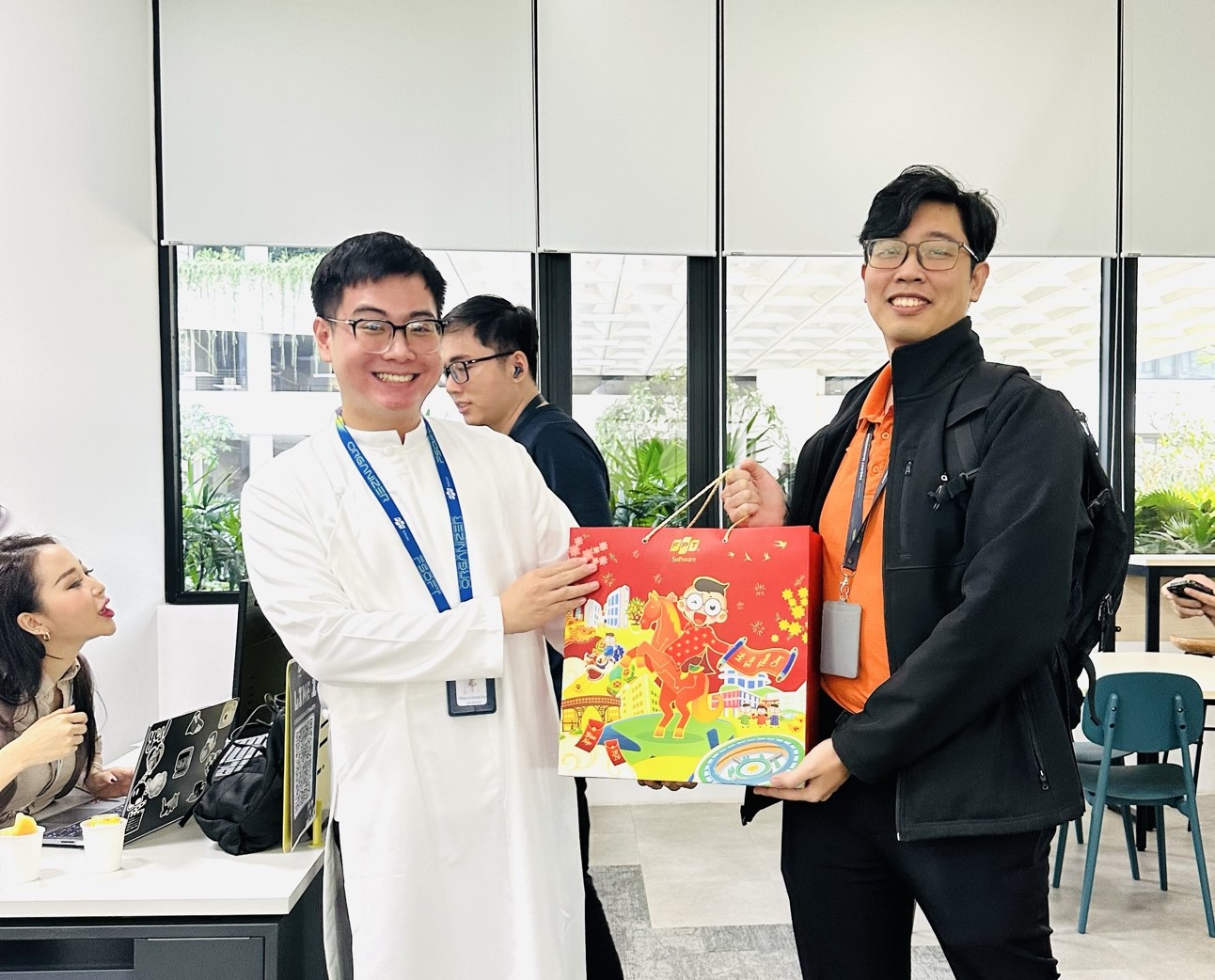 BC0E9261-586B-4ACF-995D-A65EDEFBAB4EIMG-