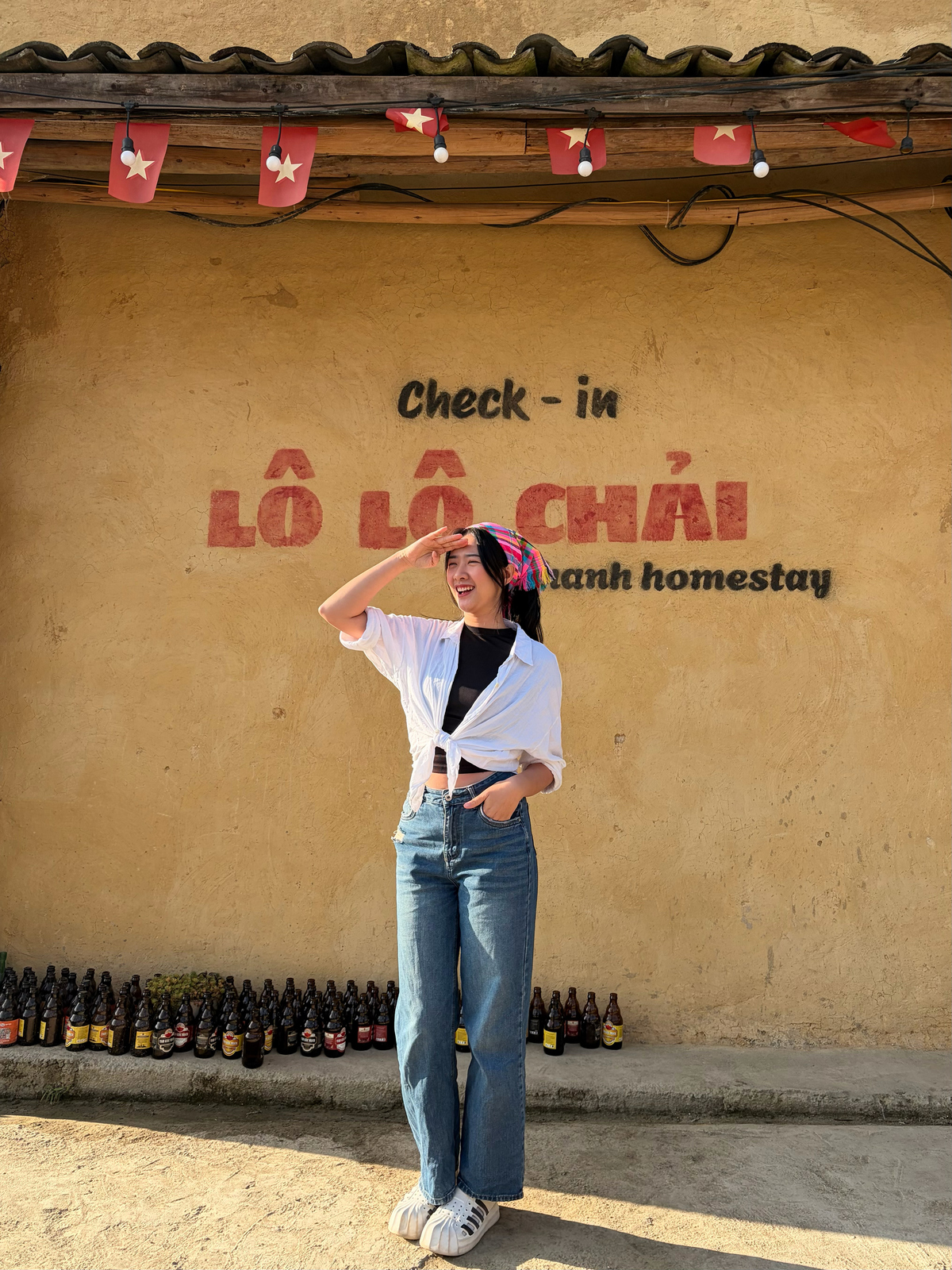 <p class="Normal" style="text-align:justify;"> Có những khoảnh khắc Hà Nội vắng lặng dịp Tết Dương lịch, nhìn dòng người hối hả ra sân bay, nỗi chạnh lòng trào dâng. Khi ấy, Phi tự tay nấu những món ăn mang hương vị miền Nam, gọi video về nhà để tìm chút hơi ấm gia đình nơi đất khách.</p>