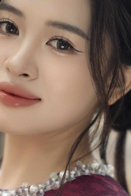 Người đẹp nhà Nội dung số FPT nhập cuộc đường đua áo dài Tết