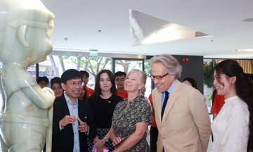 Công tước xứ Richmond, đại diện Hoàng gia Anh thăm FPT Đà Nẵng