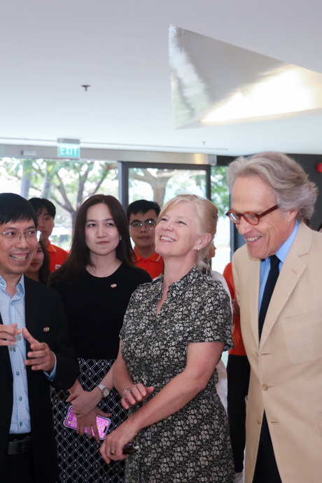 Công tước xứ Richmond, đại diện Hoàng gia Anh thăm FPT Đà Nẵng